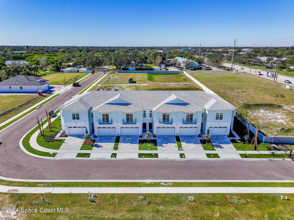 1330 Windchime Lane, Melbourne, FL 32935