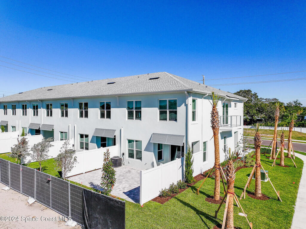 1330 Windchime Lane, Melbourne, FL 32935