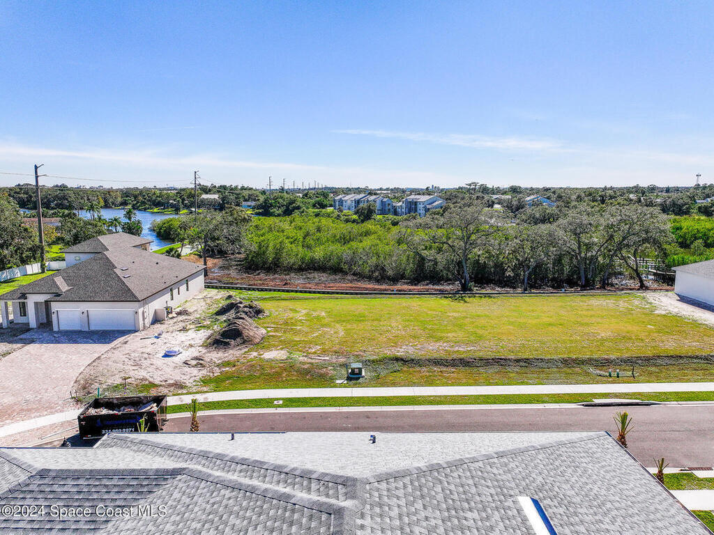 1370 Windchime Lake, Melbourne, FL 32935