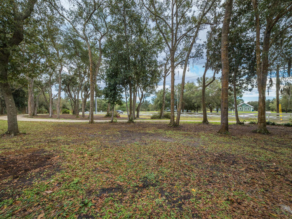 5310 State Road 46, Mims, FL 32754