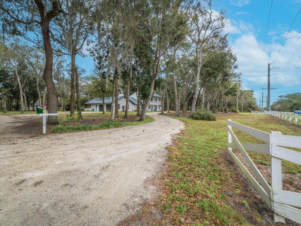 5310 State Road 46, Mims, FL 32754