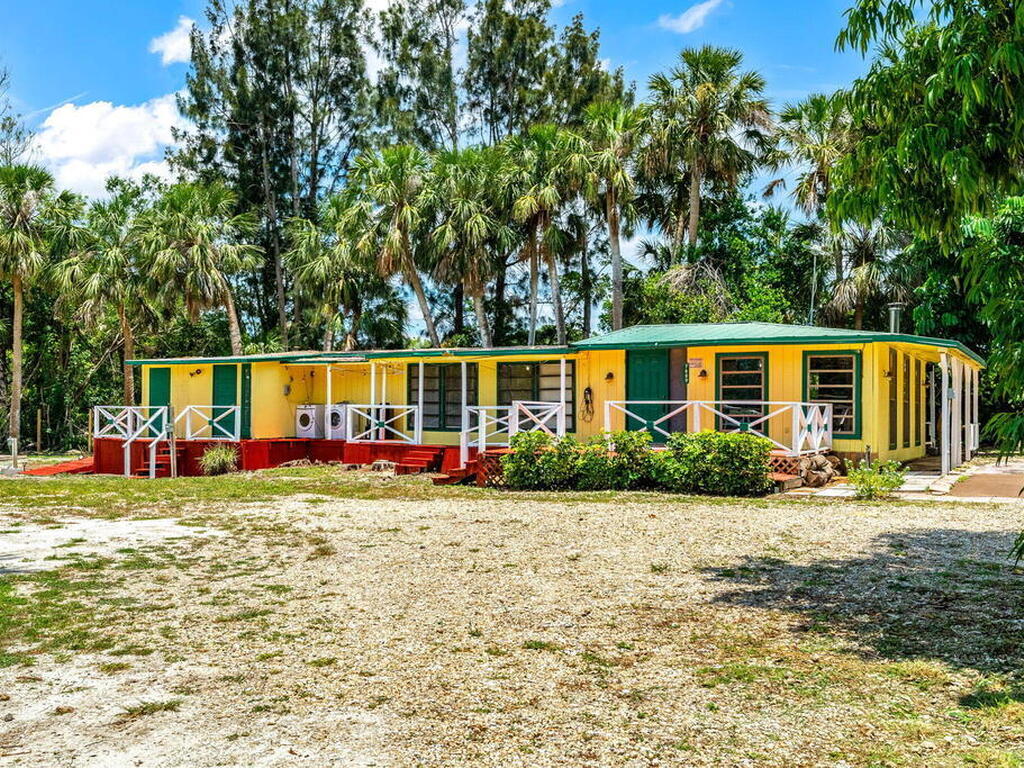 7680 Us Highway 1, Micco, FL 32976