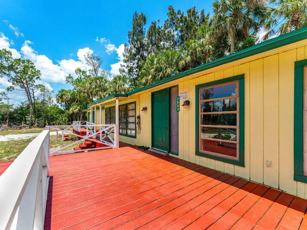 7680 Us Highway 1, Micco, FL 32976