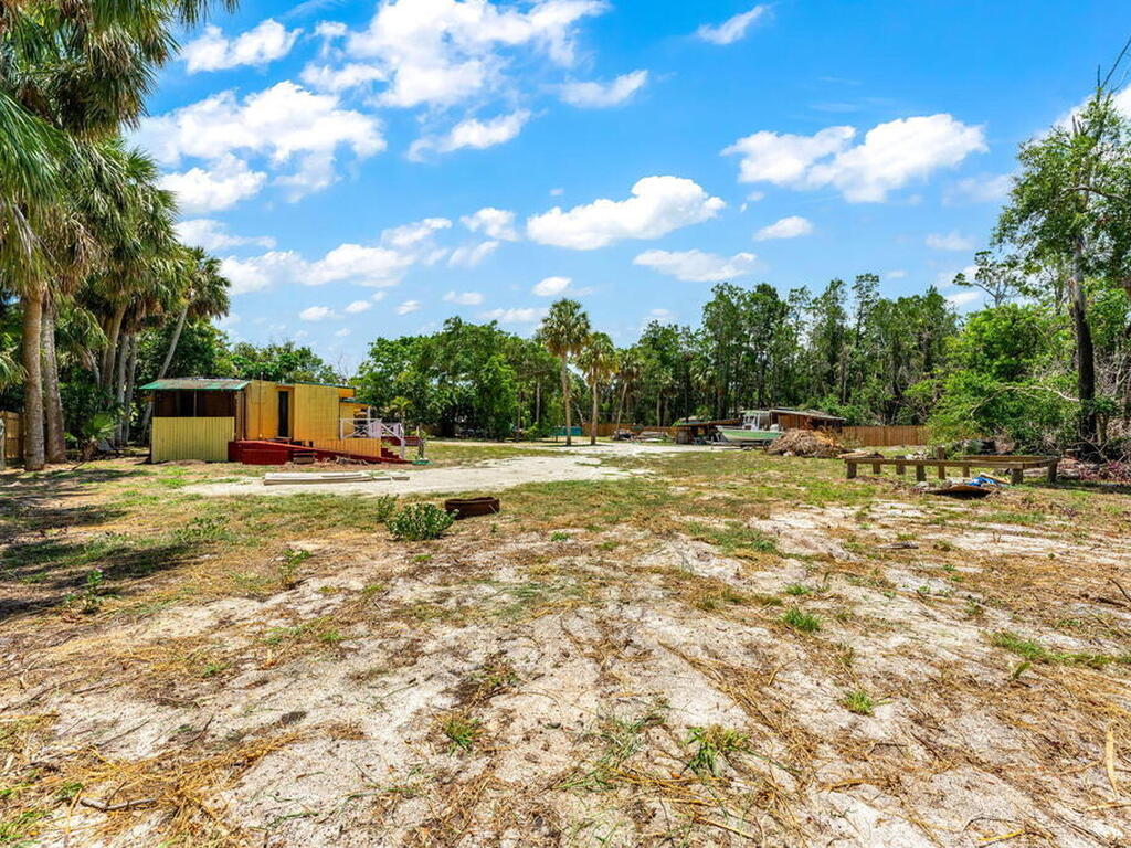 7680 Us Highway 1, Micco, FL 32976