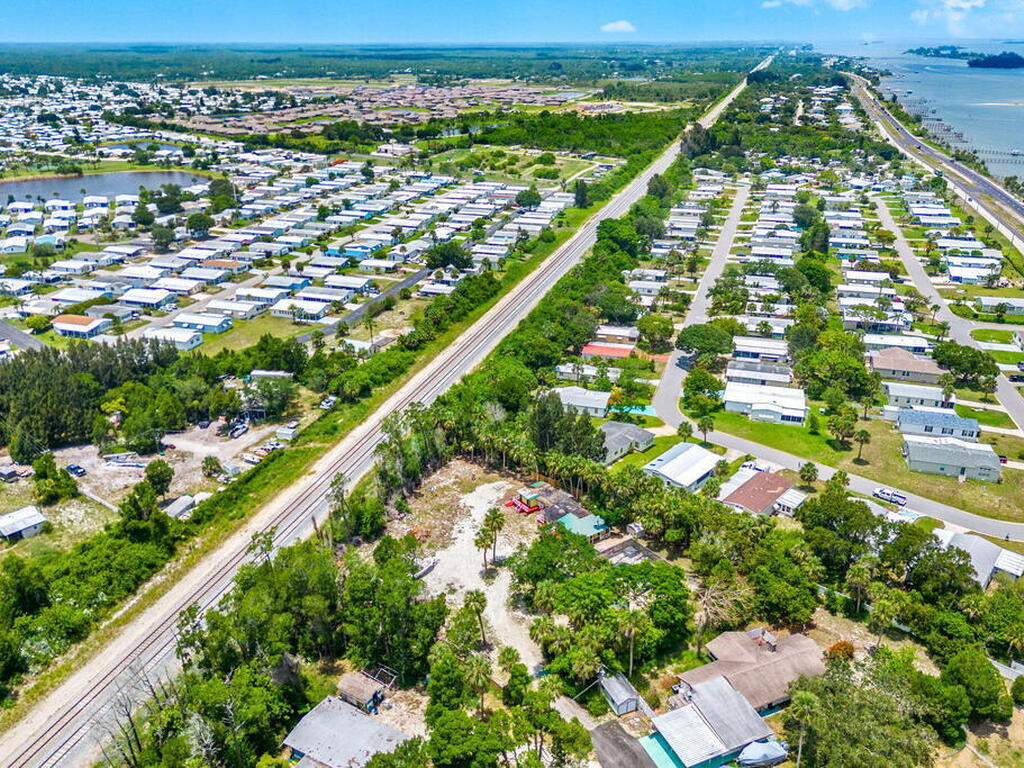 7680 Us Highway 1, Micco, FL 32976