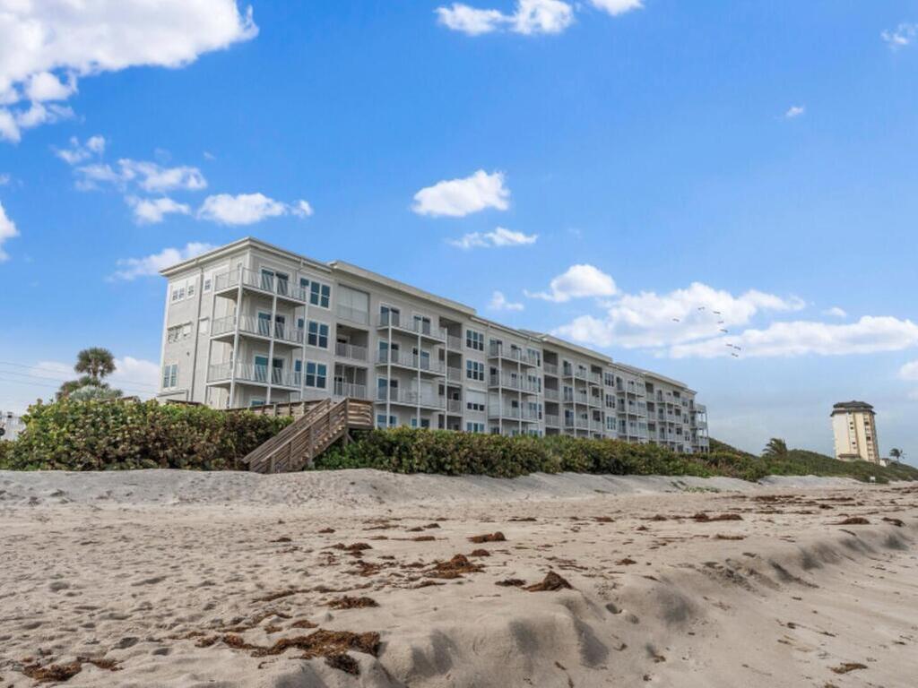 3037 S Highway A1a, Melbourne Beach, FL 32951