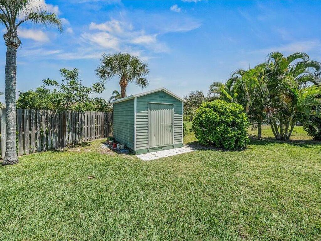 310 Woody Circle, Melbourne Beach, FL 32951