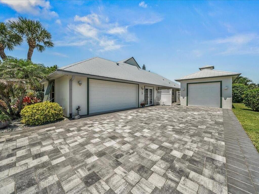 310 Woody Circle, Melbourne Beach, FL 32951