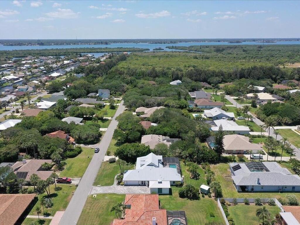 310 Woody Circle, Melbourne Beach, FL 32951