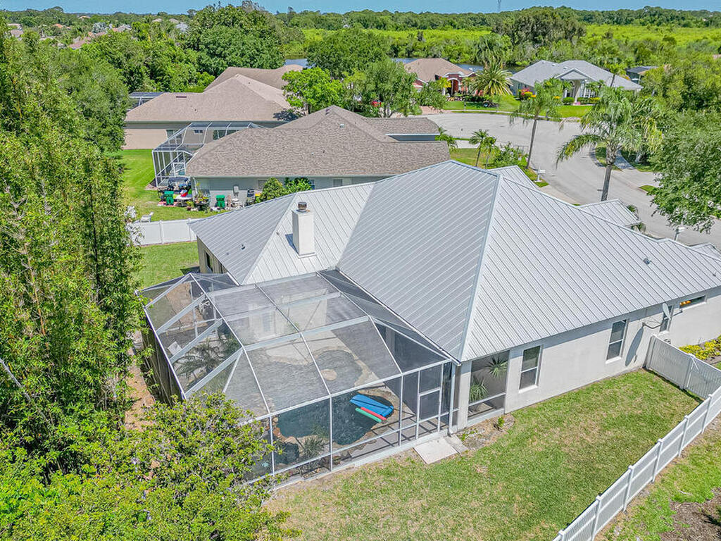 943 Carriage Hill Road, Melbourne, FL 32940