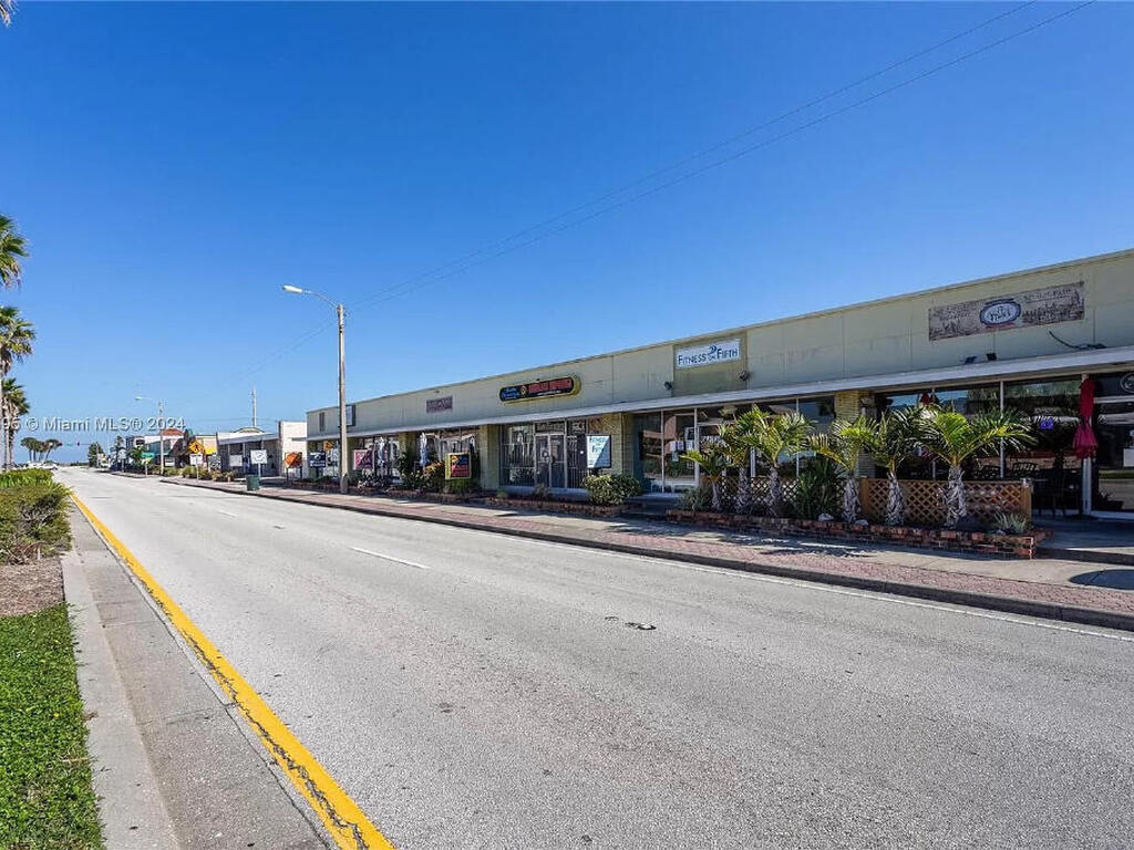 226 Sand Pine Road, Indialantic, FL 32903