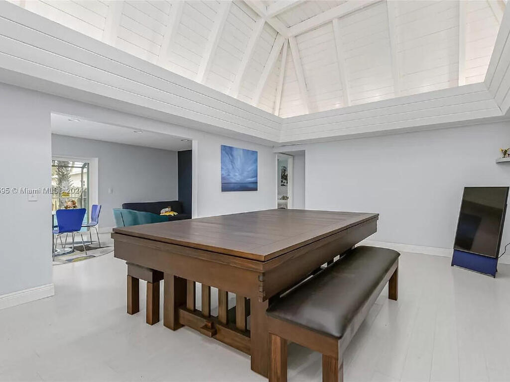 226 Sand Pine Road, Indialantic, FL 32903