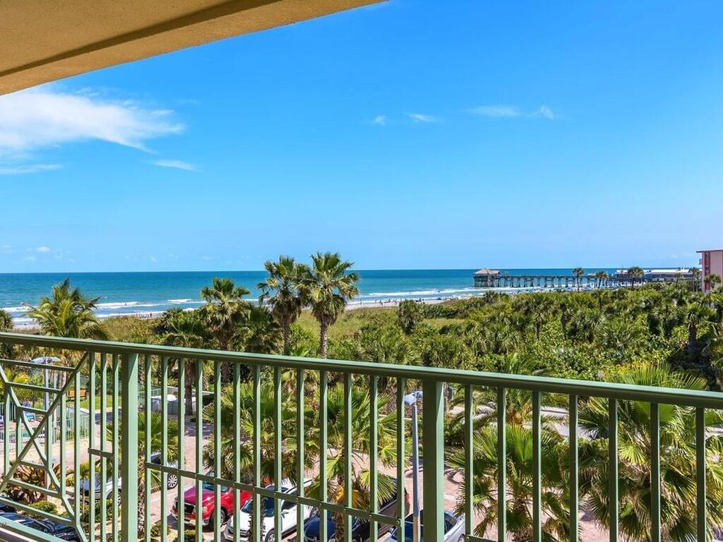 420 Harding Avenue, Cocoa Beach, FL 32931