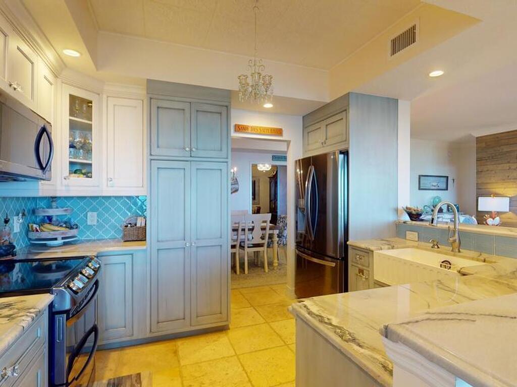 110 Warsteiner Way, Melbourne Beach, FL 32951