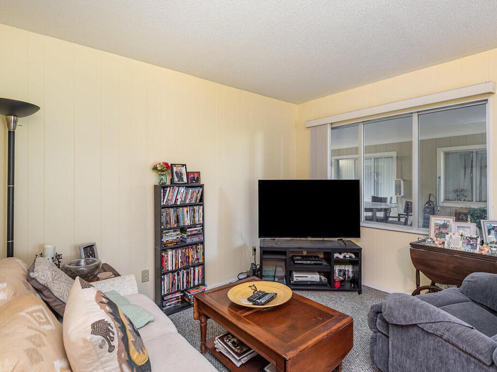 4304 London Town Road, Titusville, FL 32796