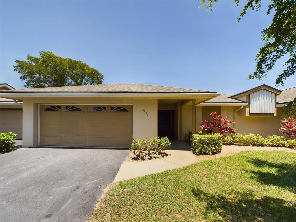 6256 Mirror Lake Court, Sebastian, FL 32958