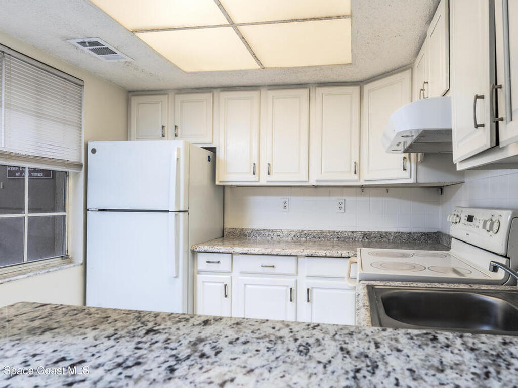 1601 NE Sunny Brook Lane, Palm Bay, FL 32905