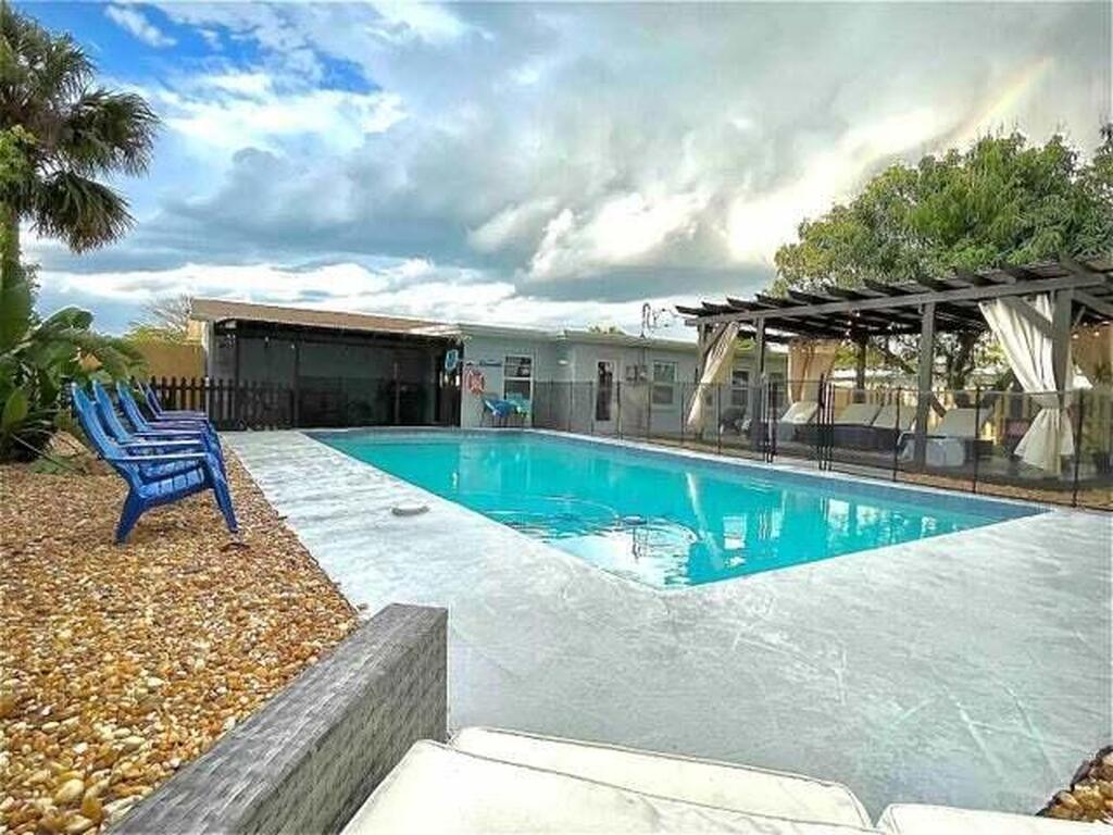 228 NE 1st Court, Satellite Beach, FL 32937