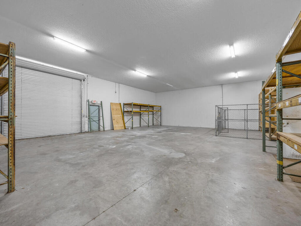 285 N Lakeview Blvd, Cocoa, FL 32926