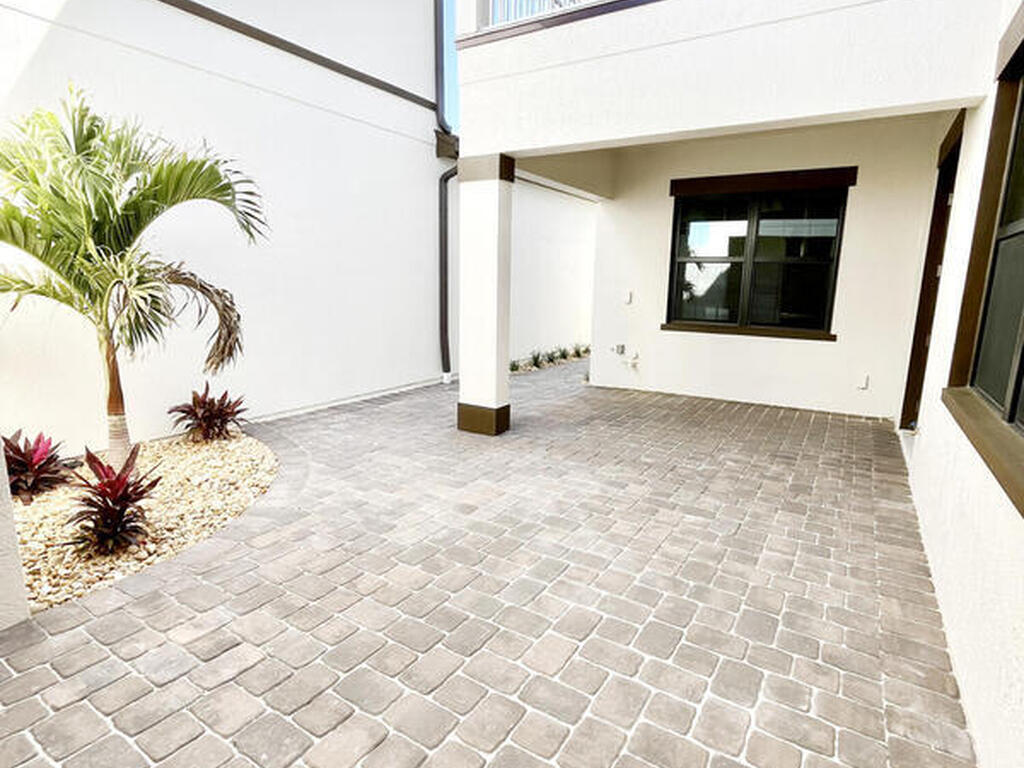8019 Allure Drive, Melbourne, FL 32940