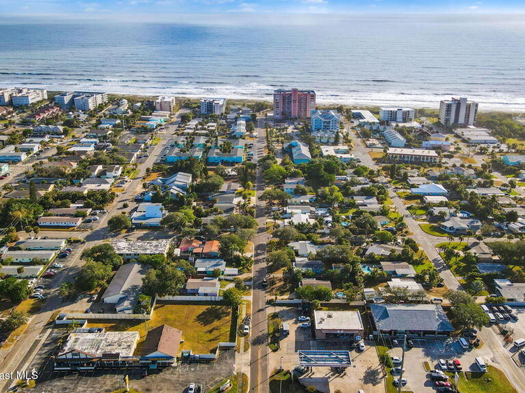 134 Grant Avenue, Cocoa Beach, FL 32931