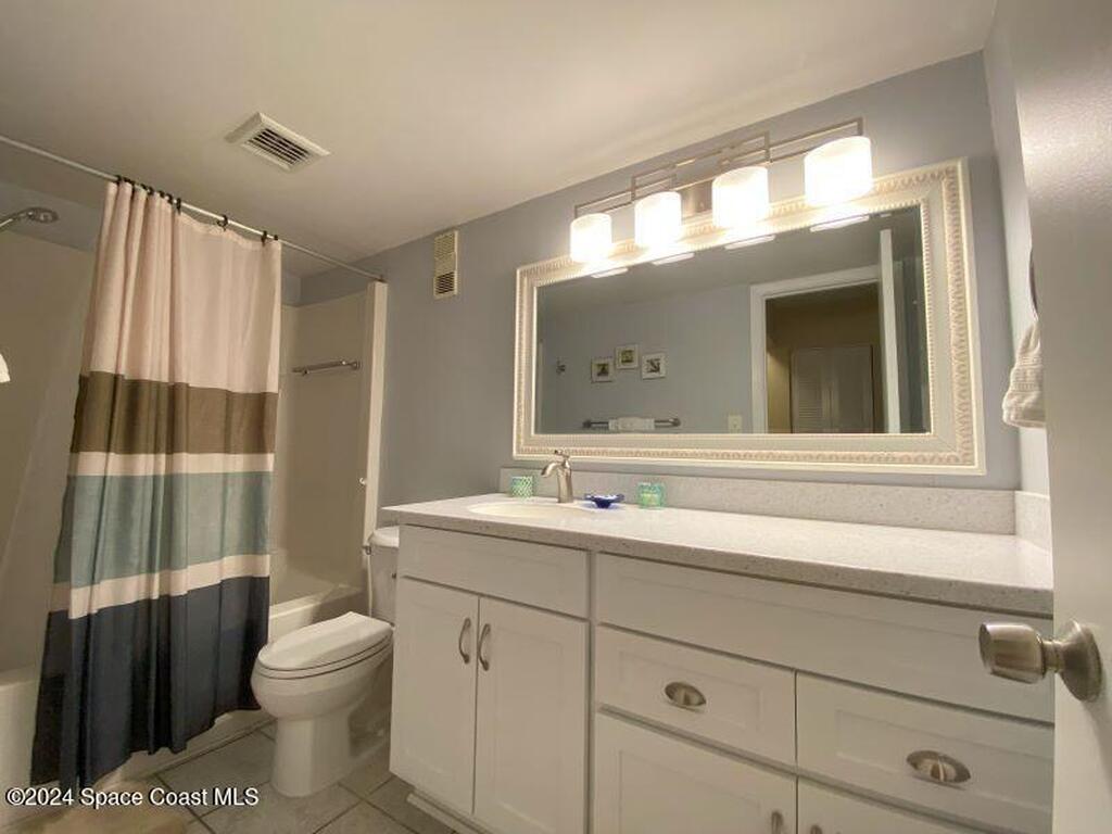 7520 Ridgewood Avenue, Cape Canaveral, FL 32920