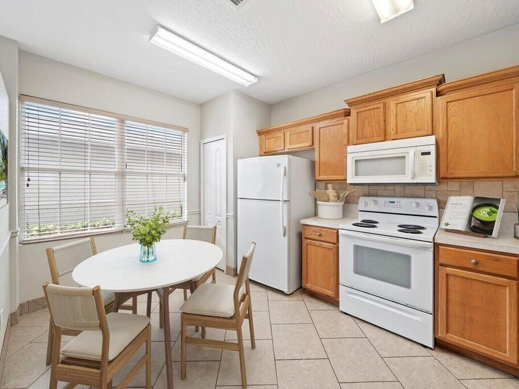 3398 Cuttysark Way, Melbourne, FL 32903