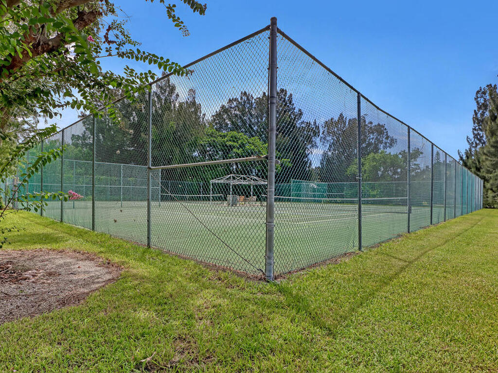6209 S Mirror Lake Drive, Sebastian, FL 32958