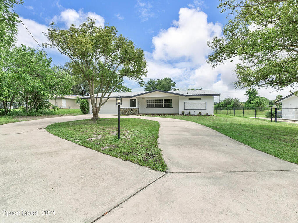 2271 Sarazen Court, Titusville, FL 32780