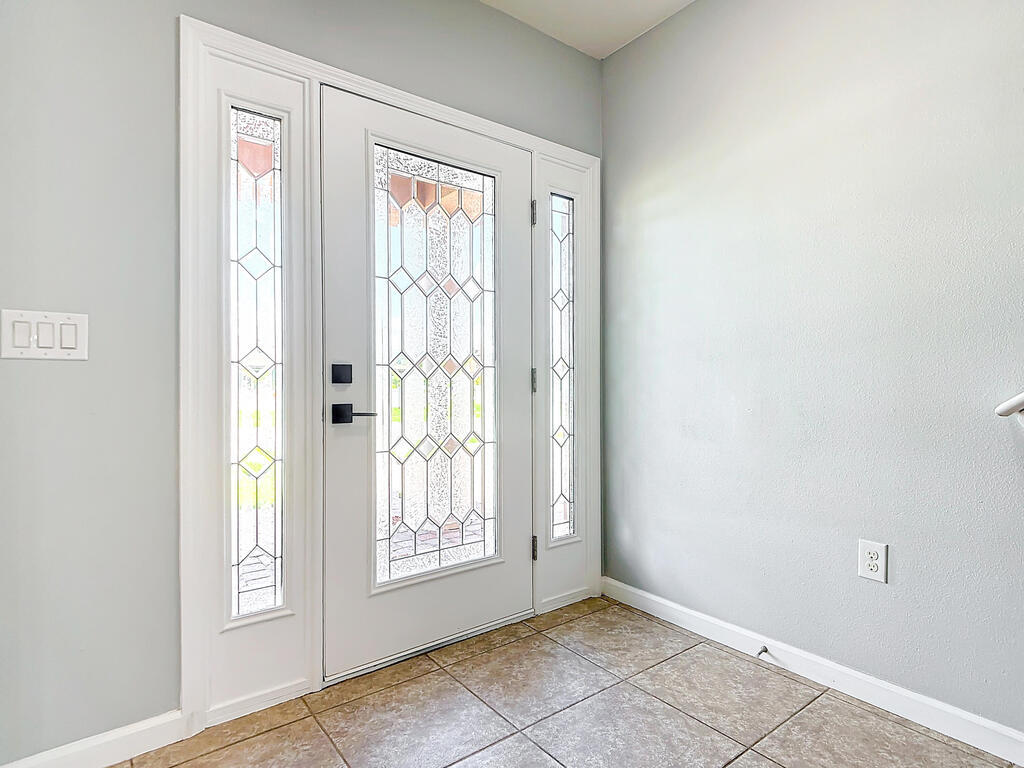 860 Fiddleleaf Circle, Melbourne, FL 32904