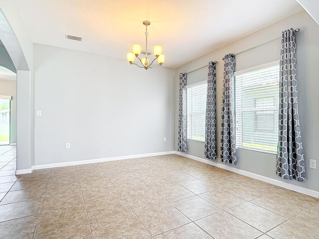 860 Fiddleleaf Circle, Melbourne, FL 32904
