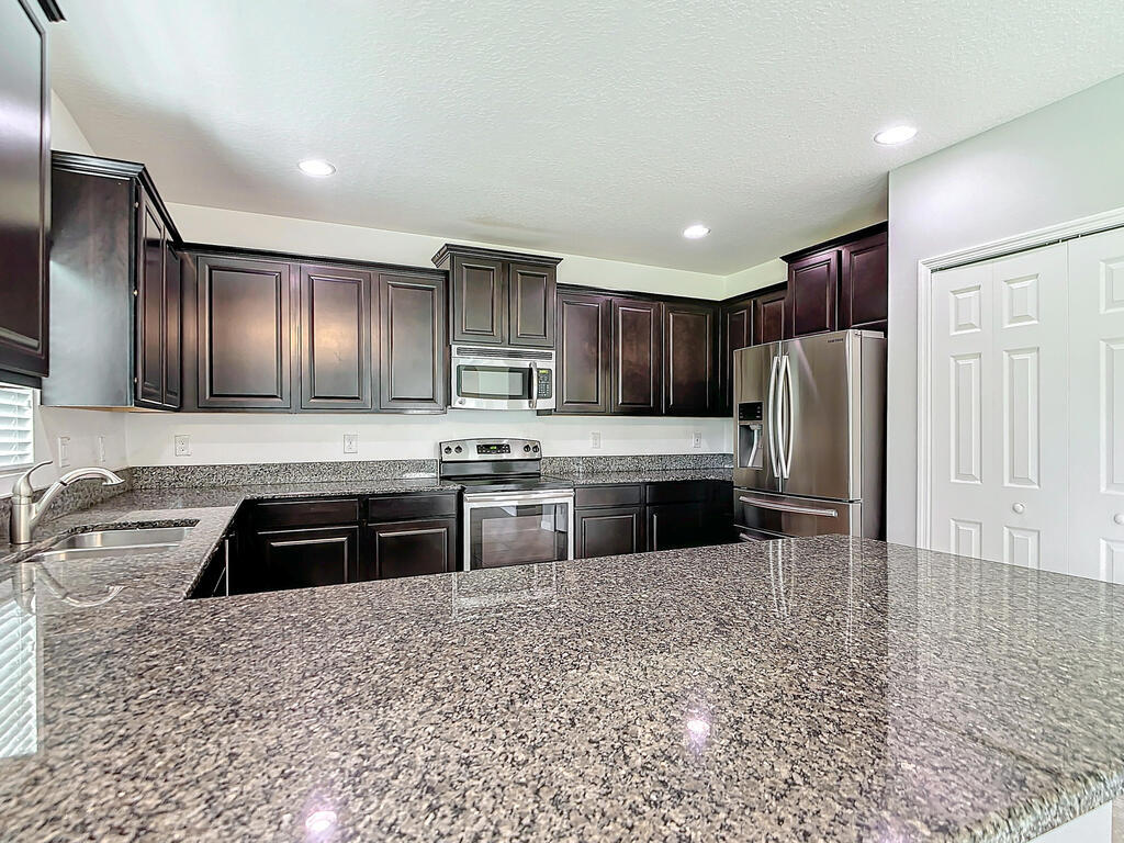 860 Fiddleleaf Circle, Melbourne, FL 32904