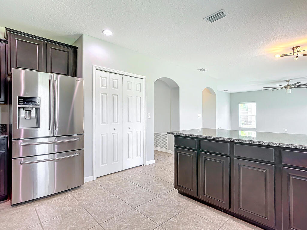 860 Fiddleleaf Circle, Melbourne, FL 32904