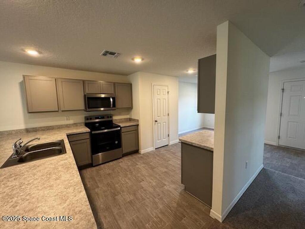 1068 Tide Road, Palm Bay, FL 32909