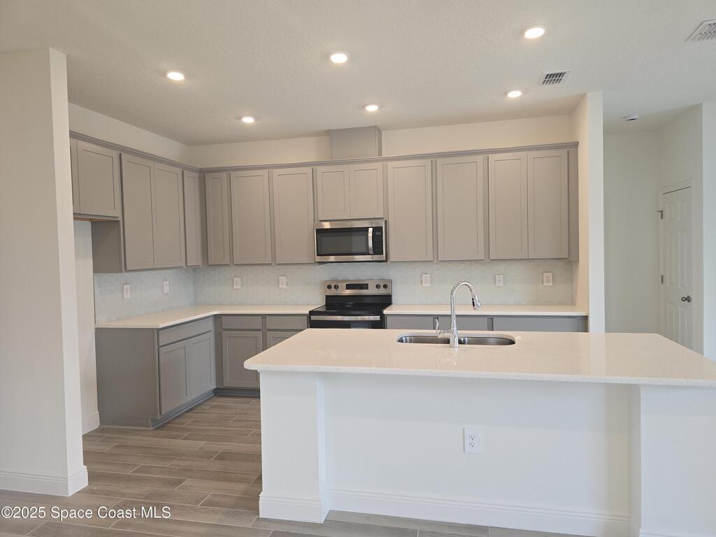 526 Avondale Road, Palm Bay, FL 32907