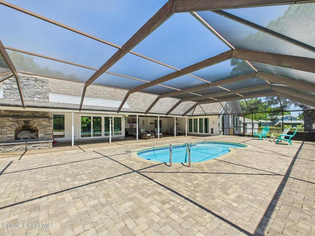 3311 Calle Del Mar, Melbourne, FL 32904