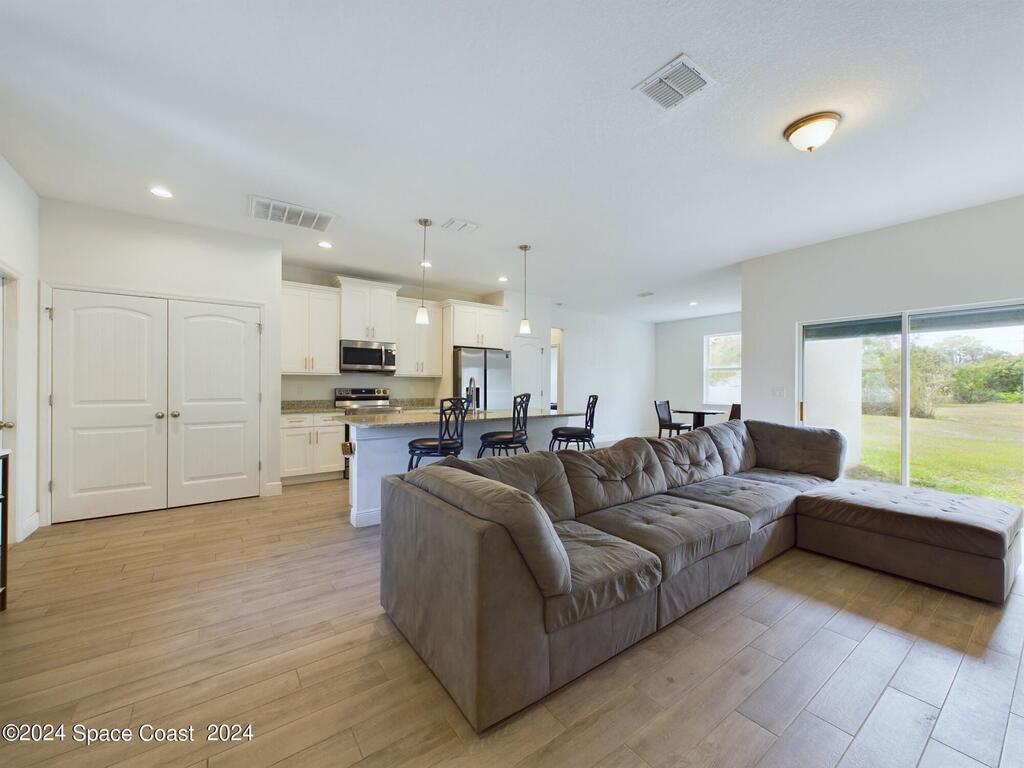 150 Delia Avenue, Palm Bay, FL 32907