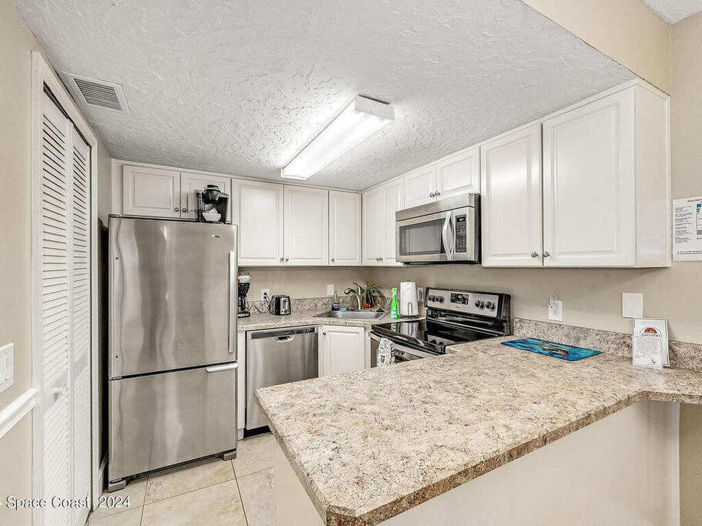 8600 Ridgewood Avenue, Cape Canaveral, FL 32920