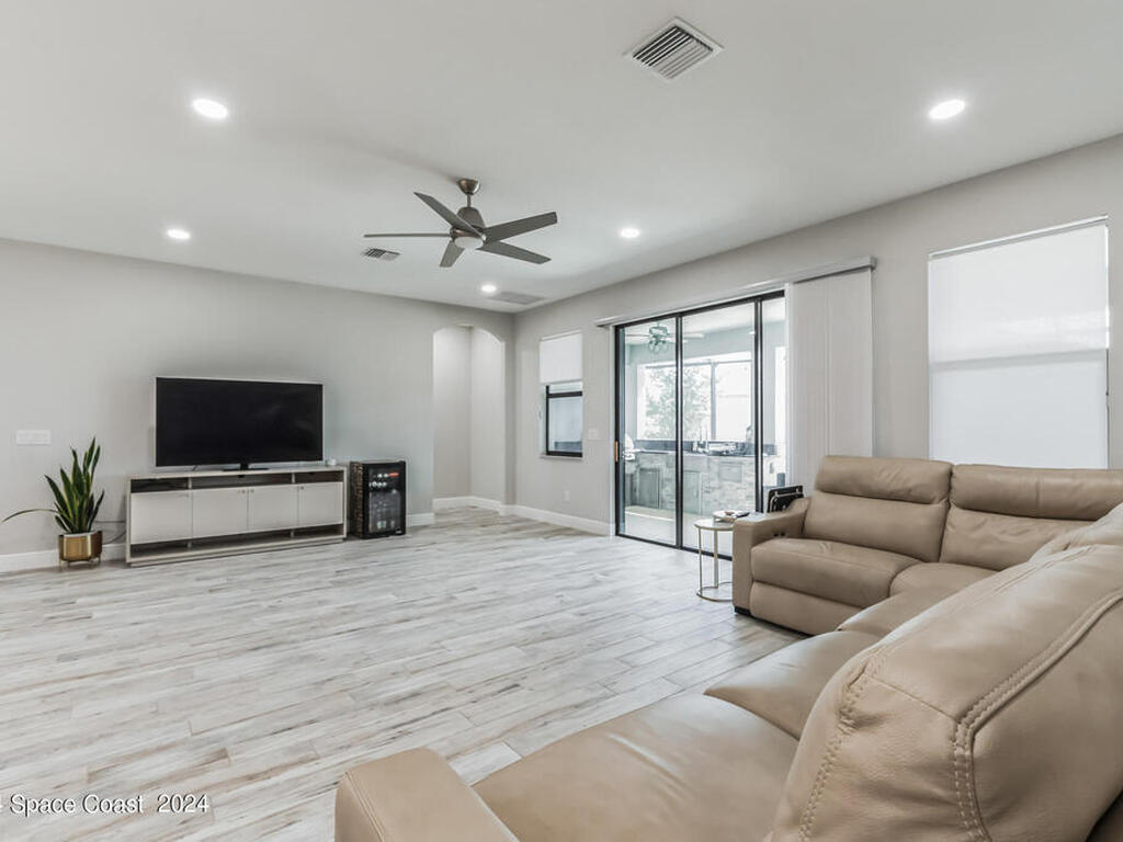 7356 Millbrook Avenue, Melbourne, FL 32940
