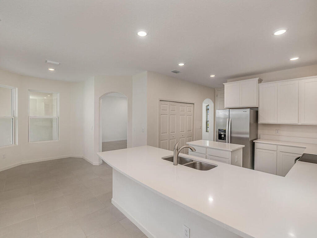 6810 Cameo Drive, Grant-Valkaria, FL 32949