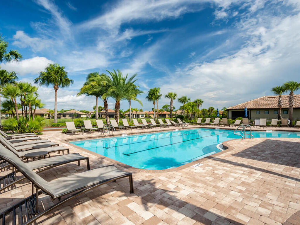 5359 Antigua Circle, Vero Beach, FL 32967