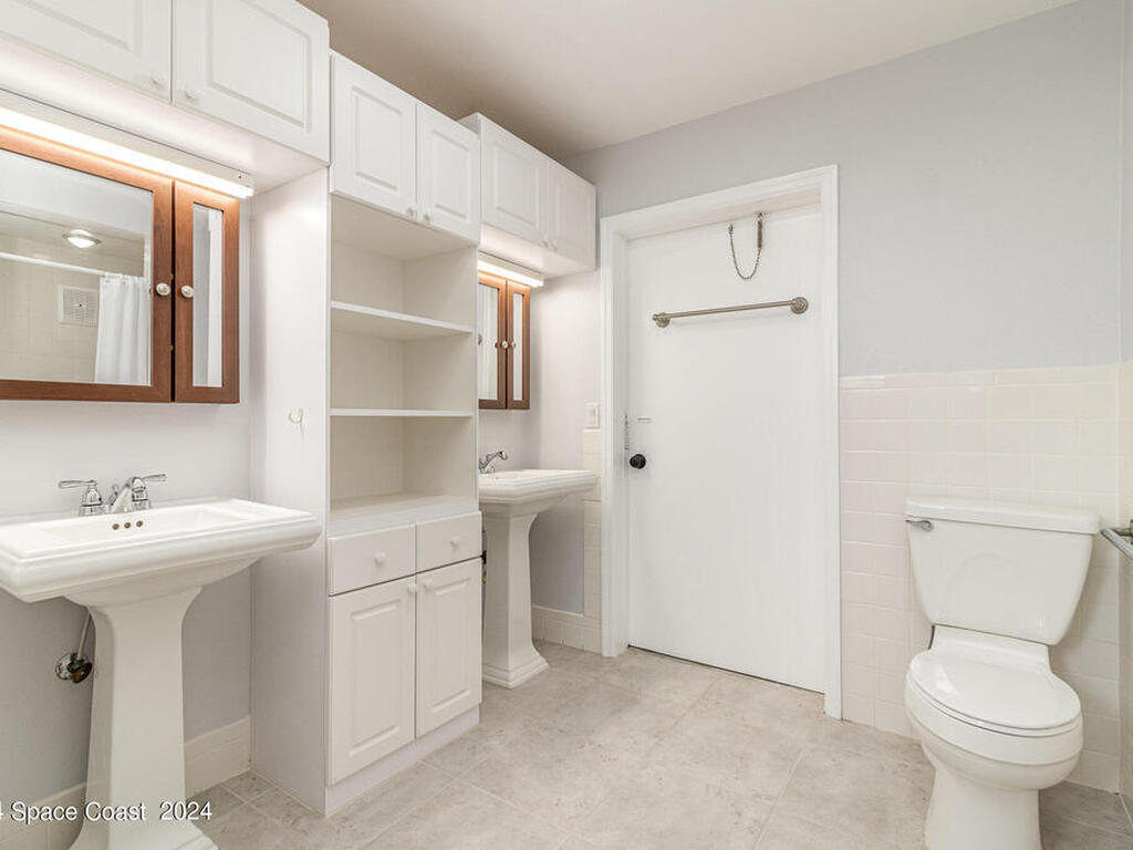 191 Via De La Reina, Merritt Island, FL 32953
