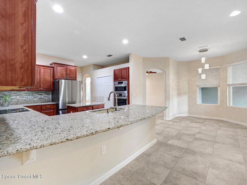 675 Easton Forest Circle, Palm Bay, FL 32909