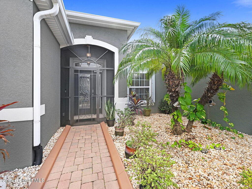 675 Easton Forest Circle, Palm Bay, FL 32909
