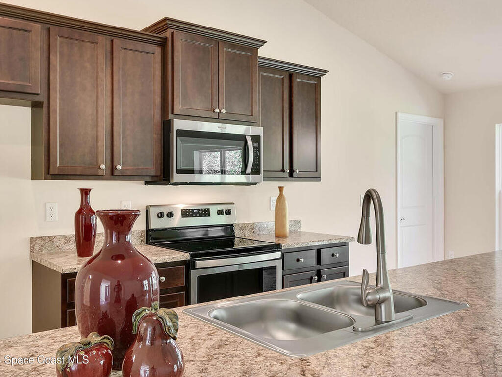 713 Degroodt Road, Palm Bay, FL 32908