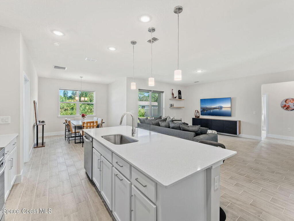 355 Wendover Road, Palm Bay, FL 32908