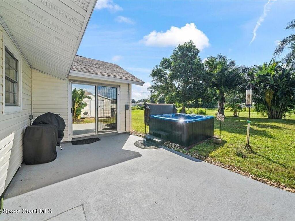 942 Douglas Street, Palm Bay, FL 32909