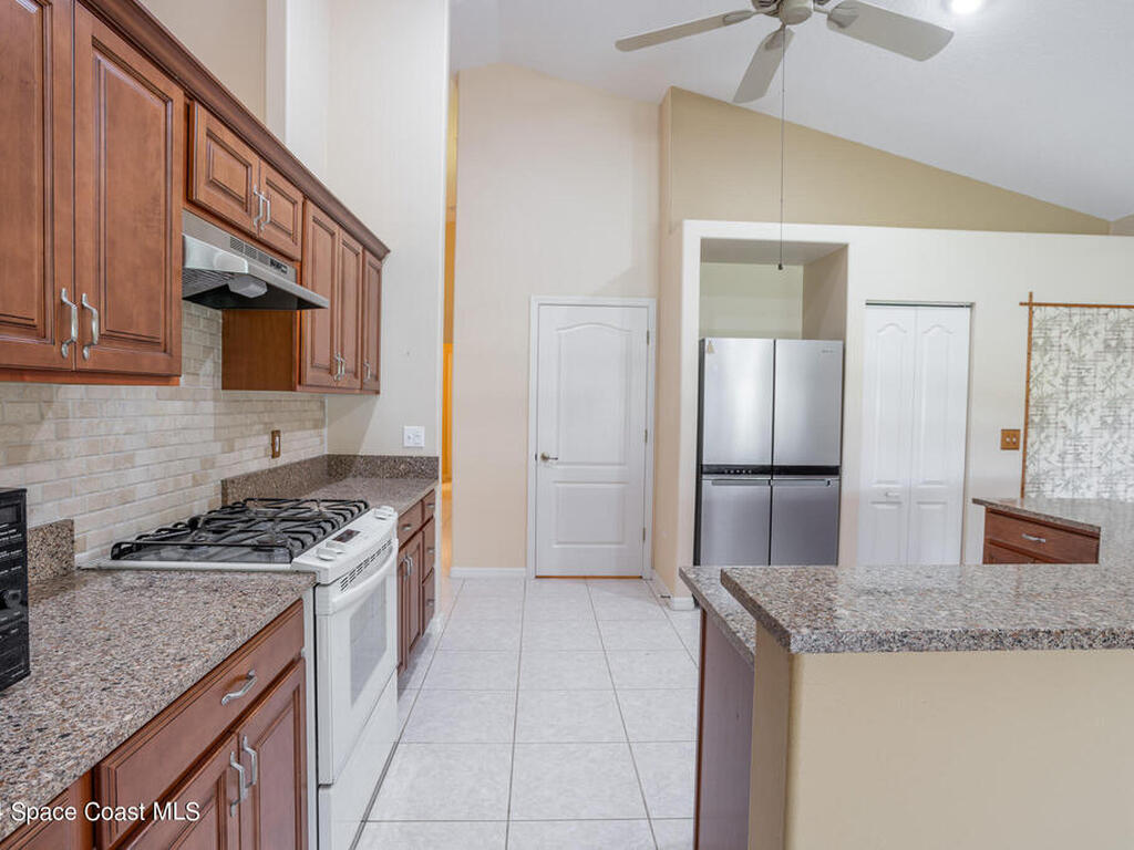 645 Brockton Way, West Melbourne, FL 32904