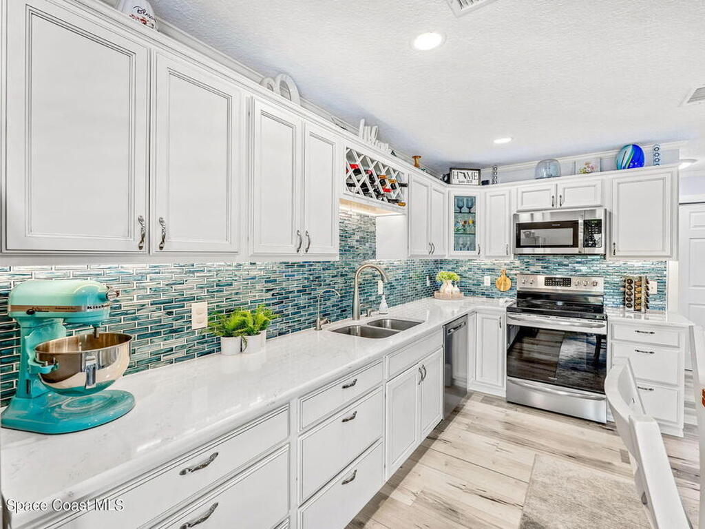 256 San Paulo Circle, West Melbourne, FL 32904