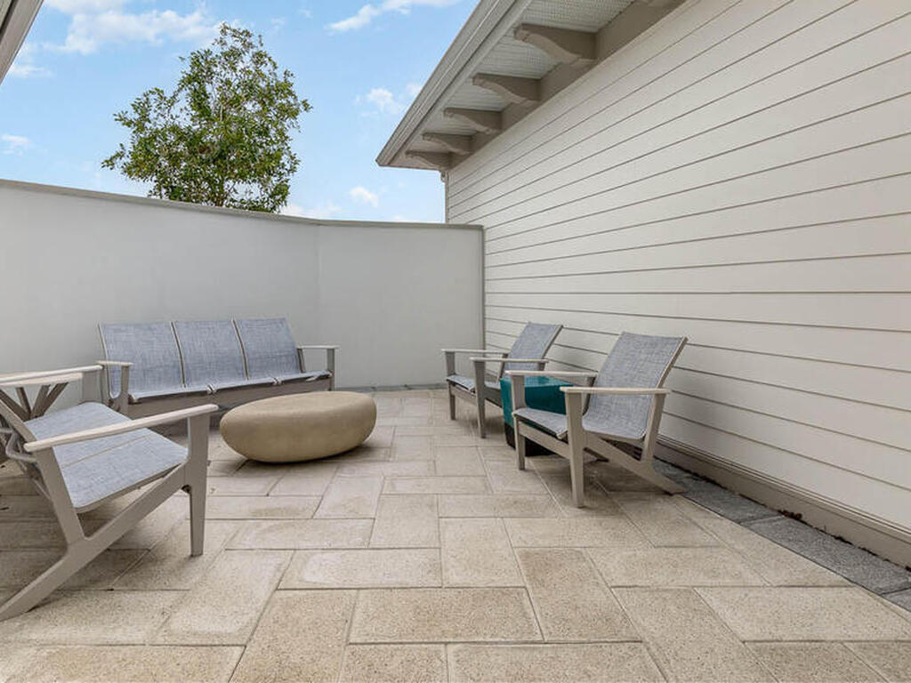 6890 Cameo Drive, Grant-Valkaria, FL 32949